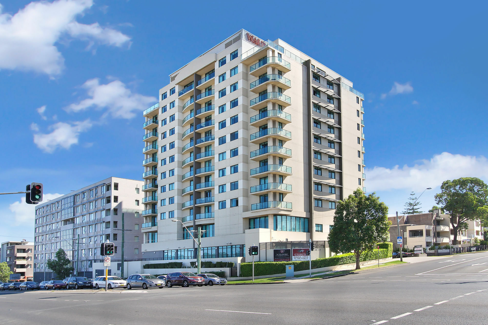 Nesuto Parramatta Aparthotel Sydney Exterior photo